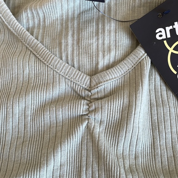 New! Art Class Girls' Long Sleeve Cinched Shirt - Olive Green Size XL (14) - Picture 9 of 9